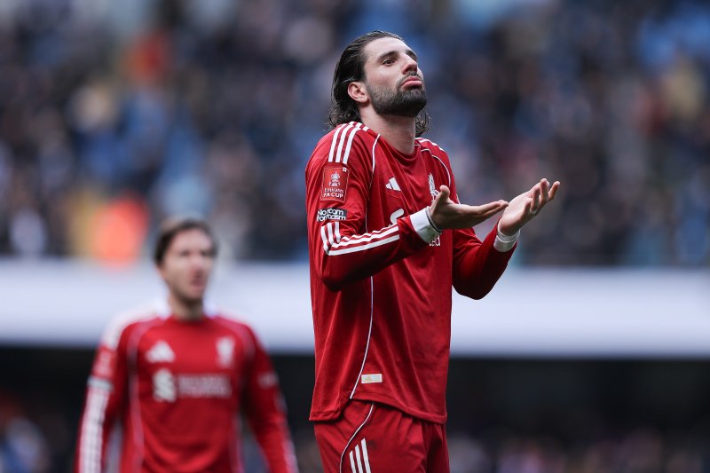 Kiakadtak Szoboszlai Dominik mutogat&aacute;s&aacute;n a Liverpool-szurkol&oacute;k