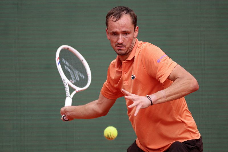 Lenullázták a világ tizedik legjobb teniszezőjét, hétszer verte szét az ütőjét dühében