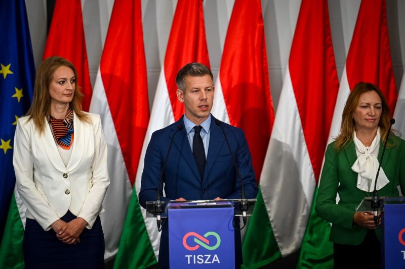 Magyar P&eacute;ter bejelentette a Tisza-korm&aacute;ny h&eacute;t miniszter&eacute;t, &eacute;s m&aacute;jus 31-ig adott hat&aacute;ridőt az "Orb&aacute;n-b&aacute;boknak"