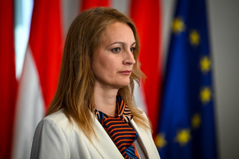 Magyar P&eacute;ter bejelentette a Tisza-korm&aacute;ny h&eacute;t miniszter&eacute;t, &eacute;s m&aacute;jus 31-ig adott hat&aacute;ridőt az "Orb&aacute;n-b&aacute;boknak"