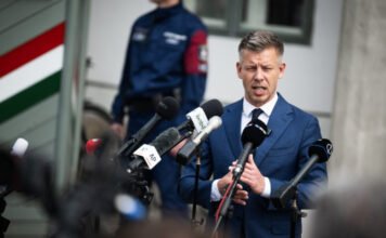 Magyar Péter: Október 22-én nyilvánosságra hozzuk és kereshetővé tesszük az ügynökaktákat