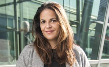 Mentőhelikopterrel szállították kórházba Oszter Alexandra fiát, miután kamionnal ütközött