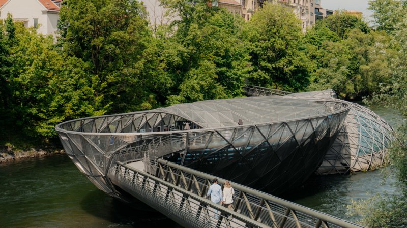 Ny&aacute;ri napok Grazban &ndash; ahol a m&uacute;lt &eacute;s a j&ouml;vő egym&aacute;s mellett &eacute;l