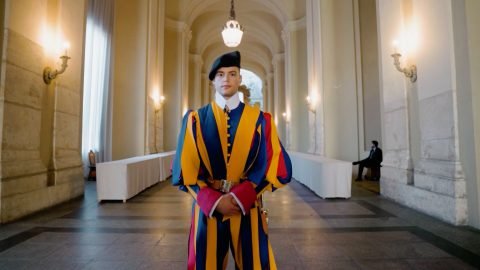 Nyugd&iacute;jaskor&uacute; orvosok tartj&aacute;k fent az &aacute;llami eg&eacute;szs&eacute;g&uuml;gyet Bulg&aacute;ri&aacute;ban is