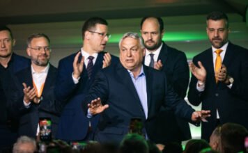Orbán Balázs a külföldi befolyást okolja a súlyos vereségért