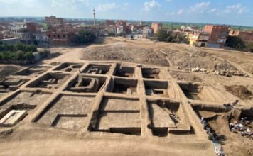 Öttonnás II. Ramszesz-szobrot találtak Egyiptomban