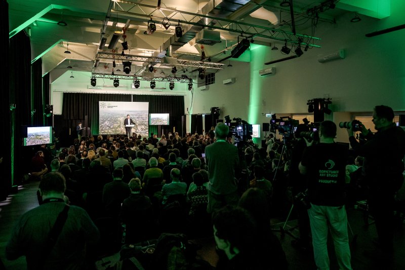 Sz&aacute;mtalan k&eacute;rd&eacute;st felvet a főv&aacute;ros R&aacute;kosrendező-projektje, ami az &aacute;llam sz&aacute;zmilli&aacute;rdjai n&eacute;lk&uuml;l sosem nem v&aacute;lhat val&oacute;ra