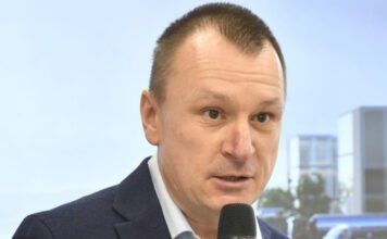 Szujó Zoltánék közleményt adtak ki, miután határozatképtelenné váltak Gyulay Zsolt távozásával