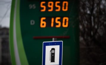 Tankolás pénteken: megint csökken a gázolaj nagykereskedelmi ára