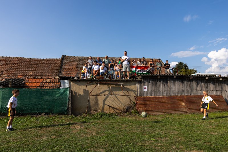 T&iacute;z d&iacute;jat nyertek a 24.hu fot&oacute;riporterei a Magyar Sajt&oacute;fot&oacute; P&aacute;ly&aacute;zaton