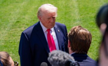 Trump: Irán megnyitja a Hormuzi-szorost