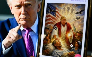 Új ellenséget talált magának Trump: Isten földi helytartóját