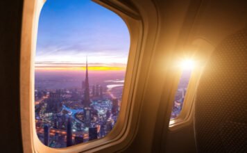 VSquare: raklapszámra menekítik ki a készpénzt a NER-es oligarchák