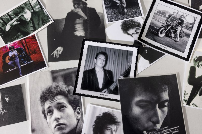 A Nobel-d&iacute;jas l&aacute;zad&oacute;, aki &ouml;r&ouml;k misztikum marad &ndash; 85 &eacute;ves Bob Dylan