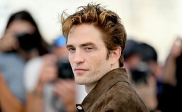 A tinik kedvenc csillogó vámpírjából Gotham City sötét védelmezője – 40 éves Robert Pattinson