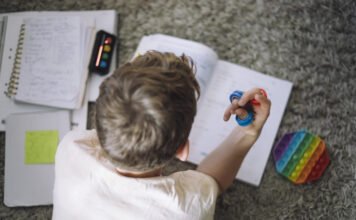 ADHD-s gyereket nevelni hatalmas kihívás, de van segítség
