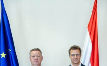 Az új belügyminiszter bemutatta az államtitkárát