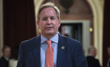 Beperelték a Netflixet, mert titokban árulta a felhasználók adatait