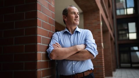 "Egy korszak lez&aacute;rult" &ndash; Hegedűs Zsolt &aacute;tvette Pint&eacute;r S&aacute;ndort&oacute;l az eg&eacute;szs&eacute;g&uuml;gyet