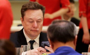 Elon Musk elbukta az OpenAI ellen indított pert