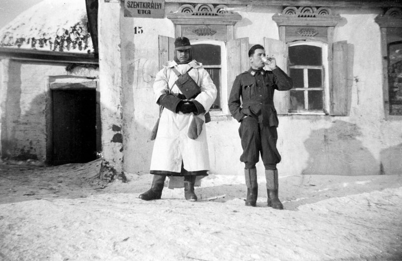 Horthy, Lenin, Roosevelt, November 7. &ndash; ideol&oacute;giai csat&aacute;roz&aacute;sok a budapesti utcan&eacute;vt&aacute;bl&aacute;kon