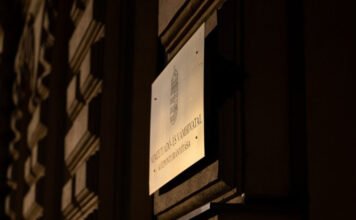 Költségvetési csalás és hűtlen kezelés miatt nyomoz a NAV az NKA-támogatások ügyében