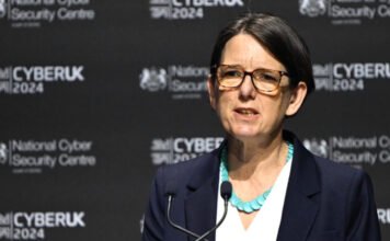 Már félmillió orosz katona halt meg Ukrajnában, állítja a brit hírszerzési vezető