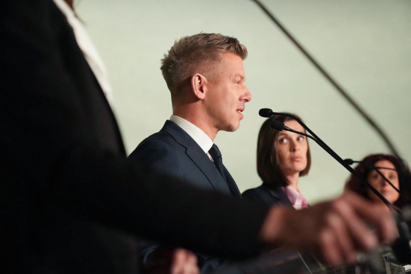 Magyar P&eacute;ter: Orb&aacute;n Anita berendelte az orosz nagyk&ouml;vetet a K&aacute;rp&aacute;talj&aacute;t &eacute;rt dr&oacute;nt&aacute;mad&aacute;s miatt