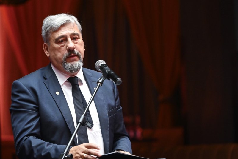 Mocsai Lajos az elbukott vb-selejtezős p&aacute;rharcr&oacute;l: A v&aacute;logatott j&ouml;vője k&eacute;rd&eacute;seket vet fel