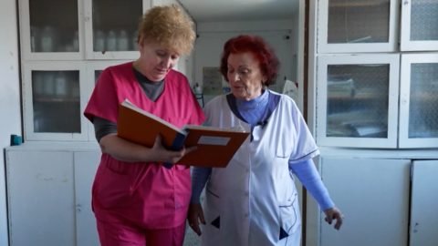 Nem kidobni, megosztani: utcai hűtők r&aacute;szorul&oacute;knak Lengyelorsz&aacute;gban