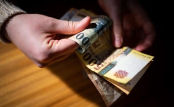 Nyugdíjpénz: átlagosan 71 ezer forint maradhat az államnál, ha nem figyelünk az adóbevallásnál