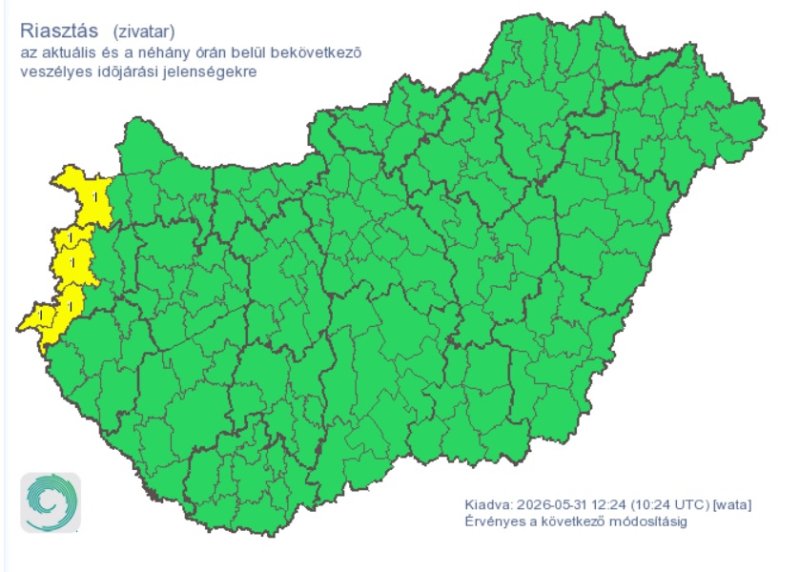 Riasztást adtak ki az érkező zivatarok miatt