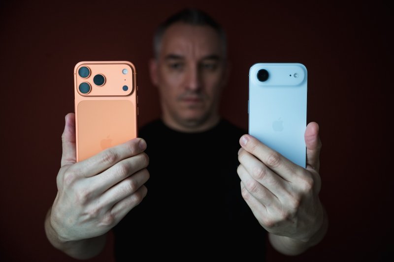 S&uacute;lyos t&ouml;lt&eacute;si hib&aacute;t tal&aacute;ltak az &uacute;j iPhone-okn&aacute;l