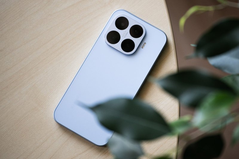 Xiaomi 17T: ennyibe ker&uuml;lnek itthon a k&iacute;nai gy&aacute;rt&oacute; hatalmas aksikkal szerelt &uacute;j okostelefonjai