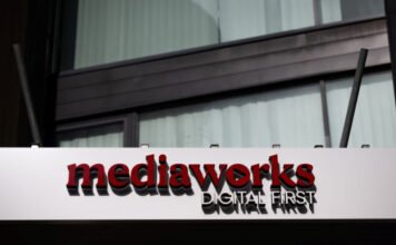 14 milliárdos gigaveszteség a fideszes propagandagyárban
