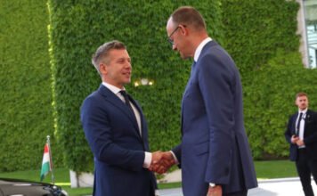 Magyar Péter Berlinben: Kész vagyok az ukrán elnökkel találkozni jövő hét elején valamikor