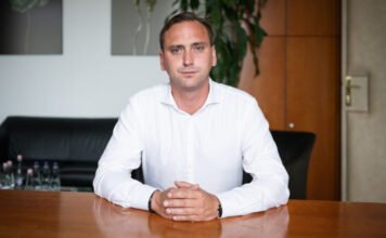 Őrsi Gergely, Láng Zsolt és az óbudai Fidesz-elnök letartóztatását is kezdeményezte az ügyészség a pártokon átívelő korrupciós ügyben